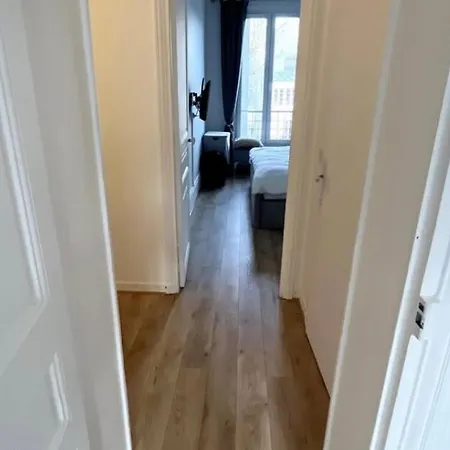 Quiet Flat For 2 People - Near Champs Elysees Neuilly-sur-Seine